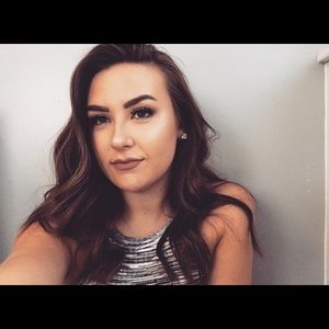 Meet your Posher, Lauryn